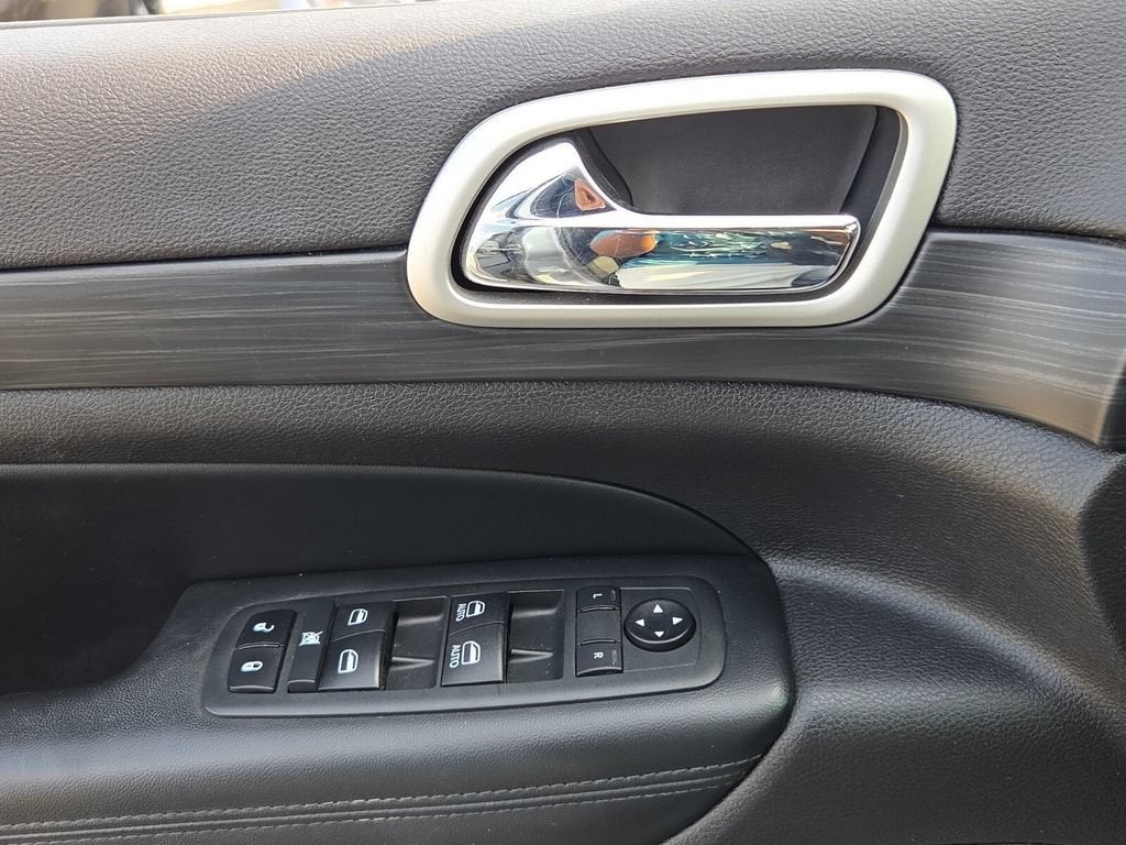 2020 Jeep Grand Cherokee Altitude 4x2