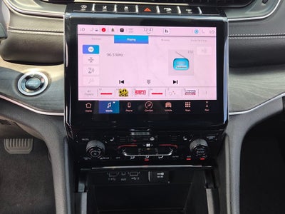 2025 Jeep Grand Cherokee Limited 4x2