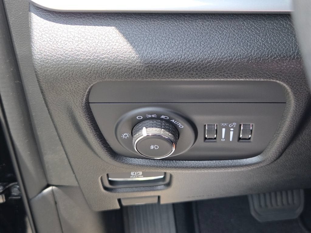 2025 Jeep Grand Cherokee Limited 4x2