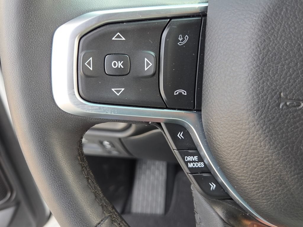 2025 RAM 1500 Big Horn Crew Cab 4x4 5'7" Box
