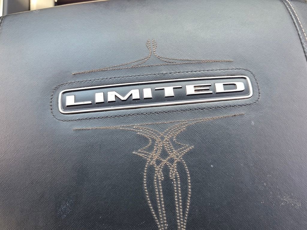 2019 RAM 1500 Limited Crew Cab 4x4 5'7" Box
