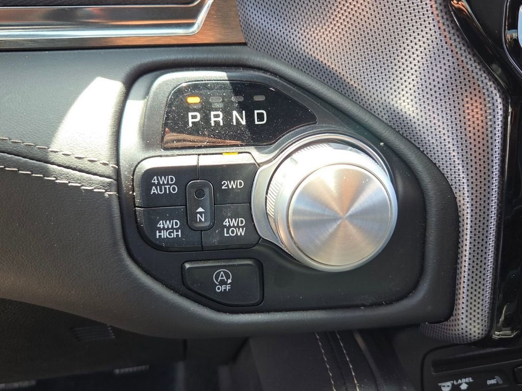2019 RAM 1500 Limited Crew Cab 4x4 5'7" Box