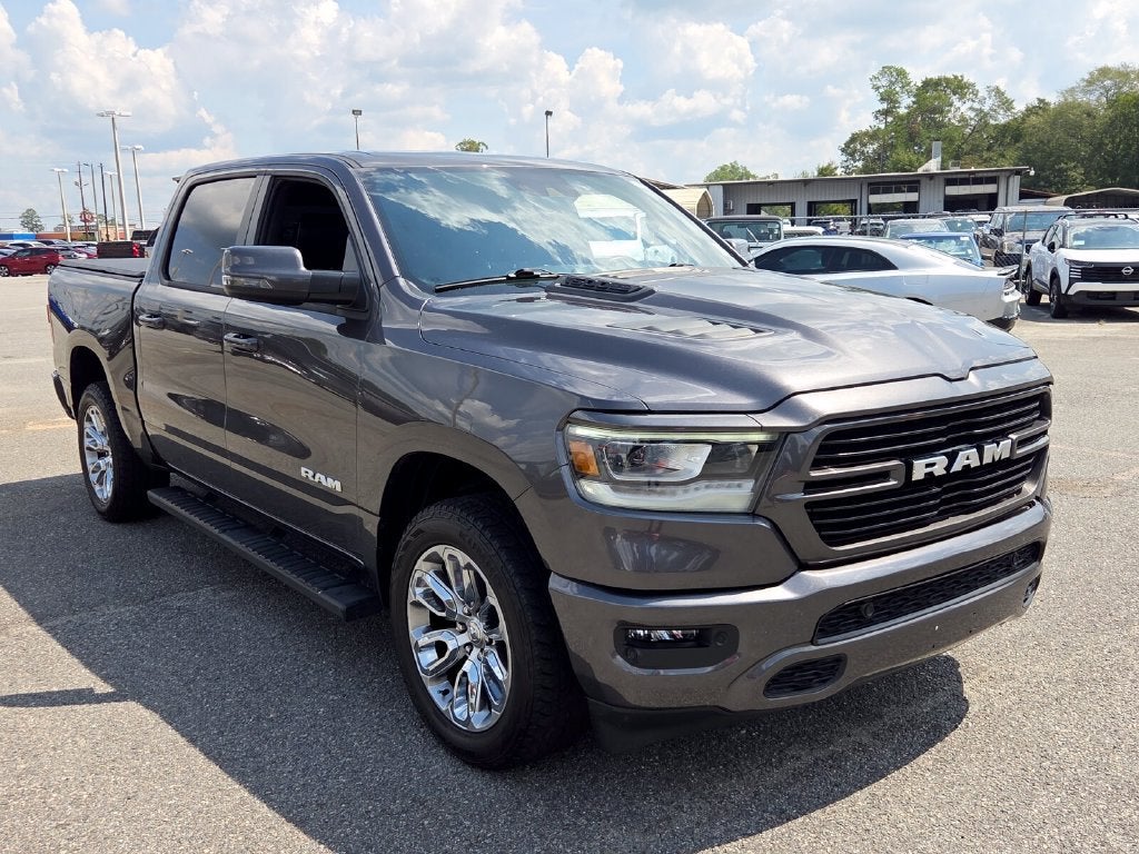 2023 RAM 1500 Laramie Crew Cab 4x4 5'7" Box