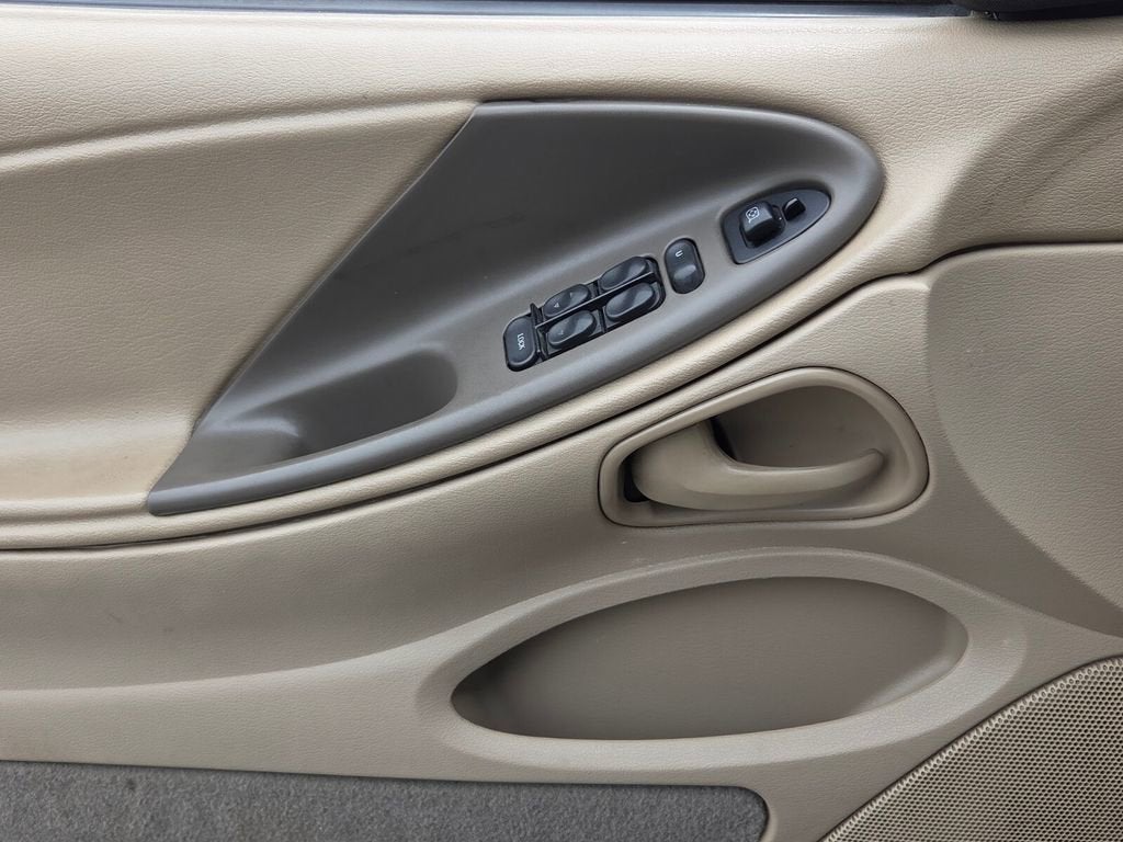 2001 Ford Mustang GT Deluxe