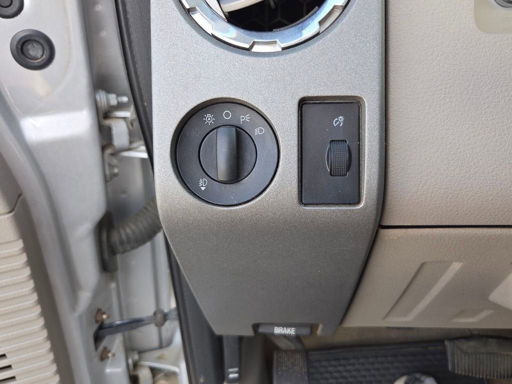 2008 Ford Super Duty F-350 SRW XL