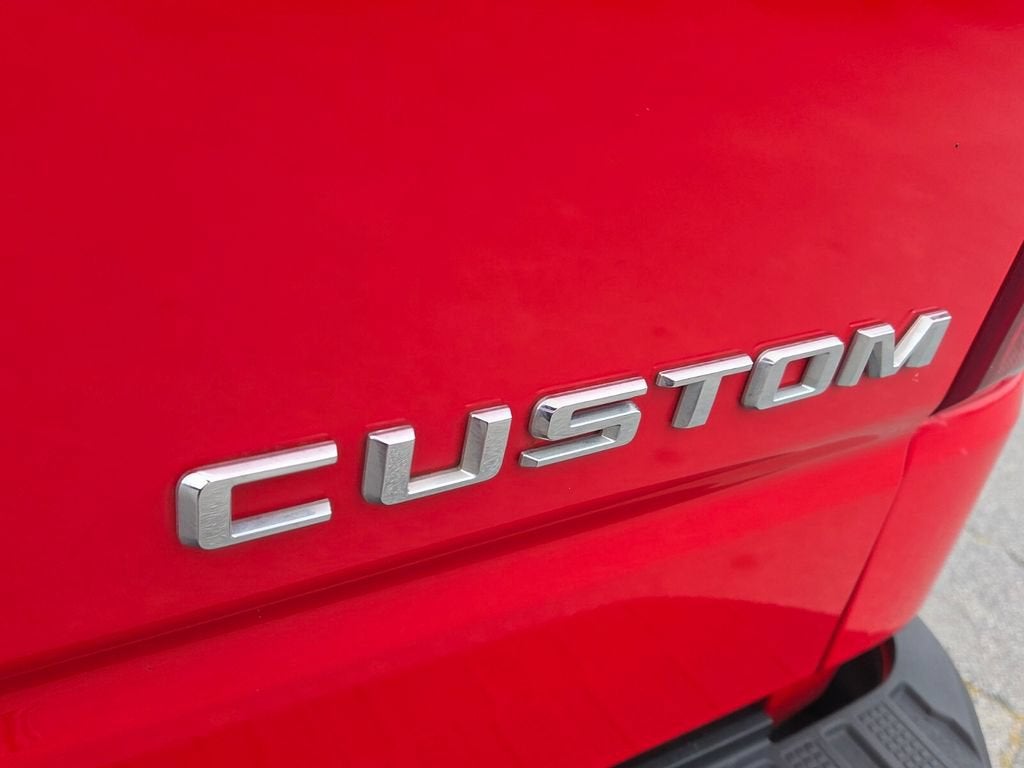 2022 Chevrolet Silverado 1500 Custom