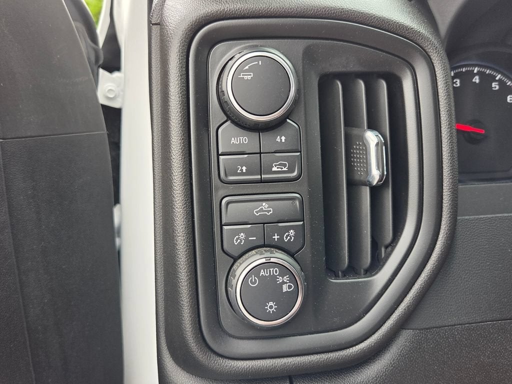 2023 Chevrolet Silverado 1500 WT
