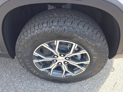 2027 GMC Acadia AT4