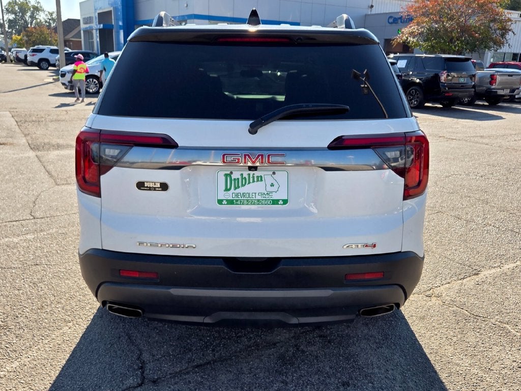 2023 GMC Acadia AT4
