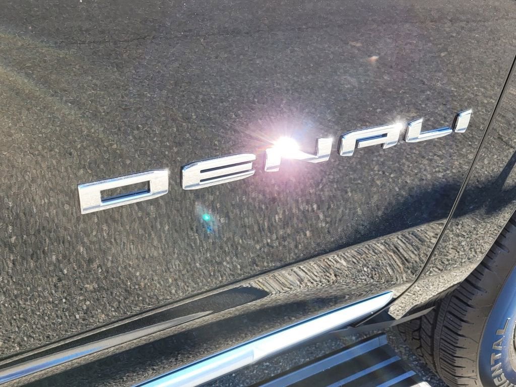 2025 GMC Yukon XL Denali