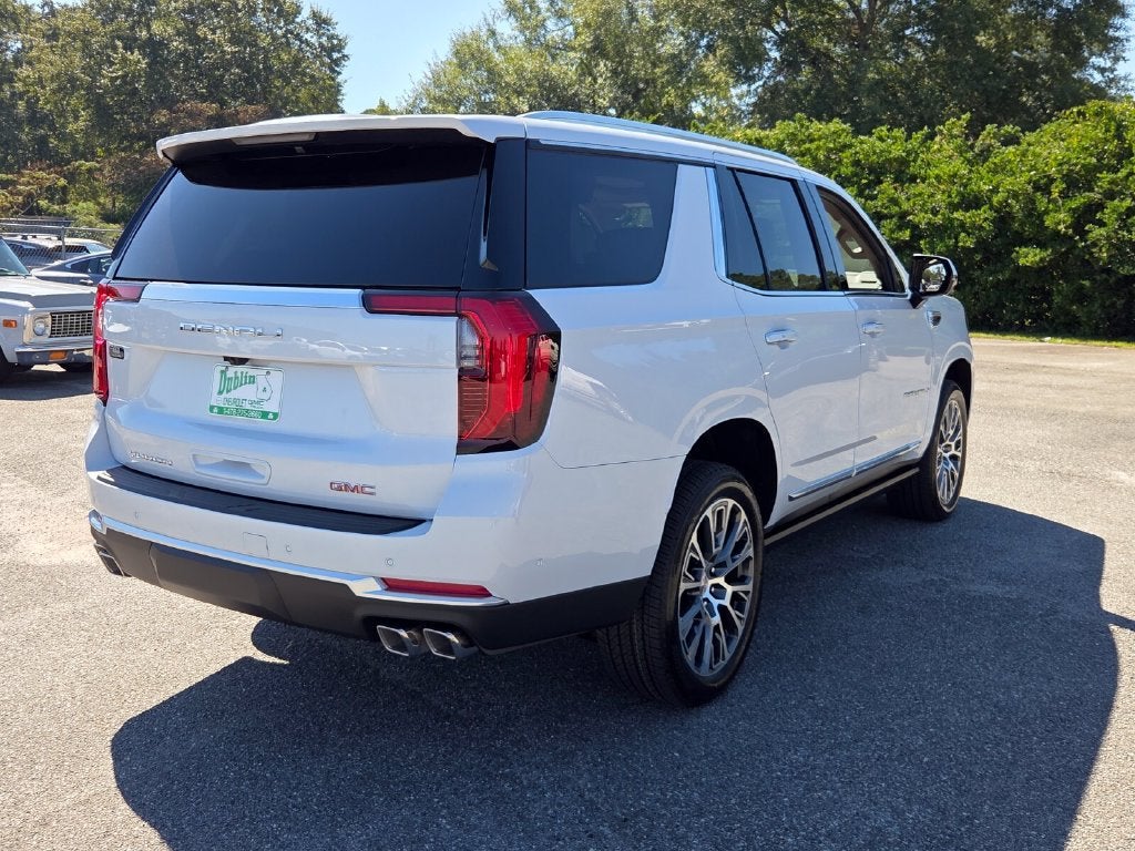 2027 GMC Yukon Denali - Photo 11