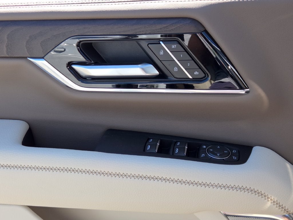 2027 GMC Yukon Denali - Photo 30