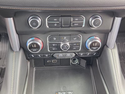 2022 GMC Yukon XL SLT