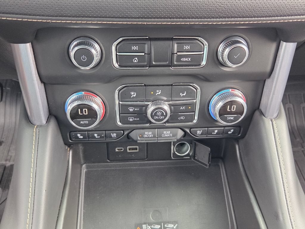 2022 GMC Yukon XL SLT