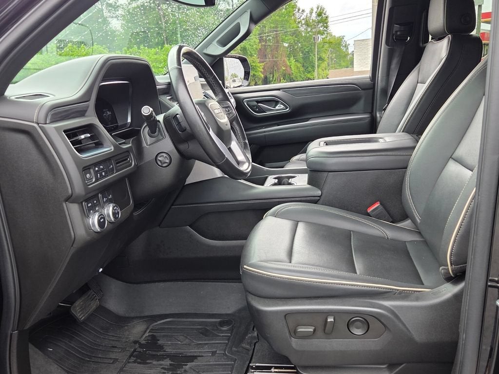 2022 GMC Yukon XL SLT