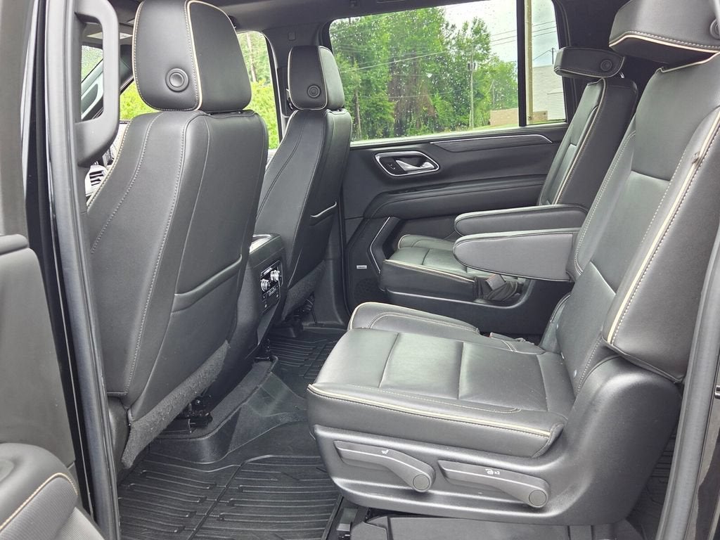 2022 GMC Yukon XL SLT