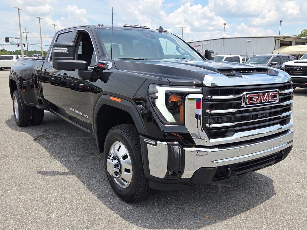 2026 GMC Sierra 3500 HD SLE DRW