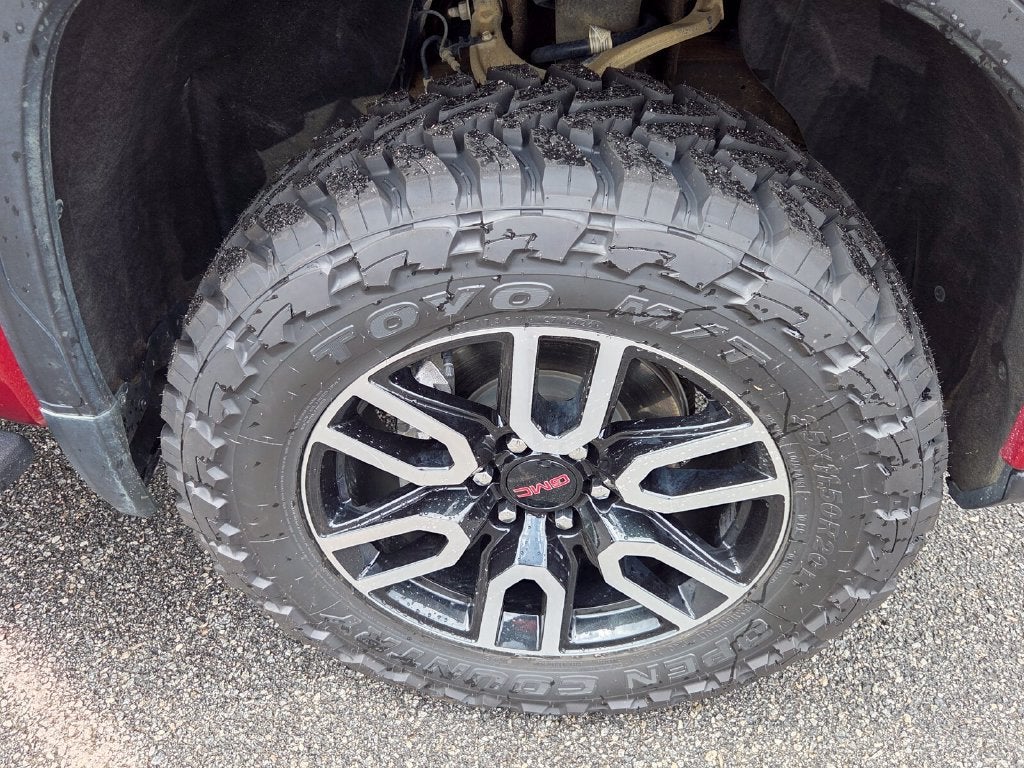 2023 GMC Sierra 1500 AT4
