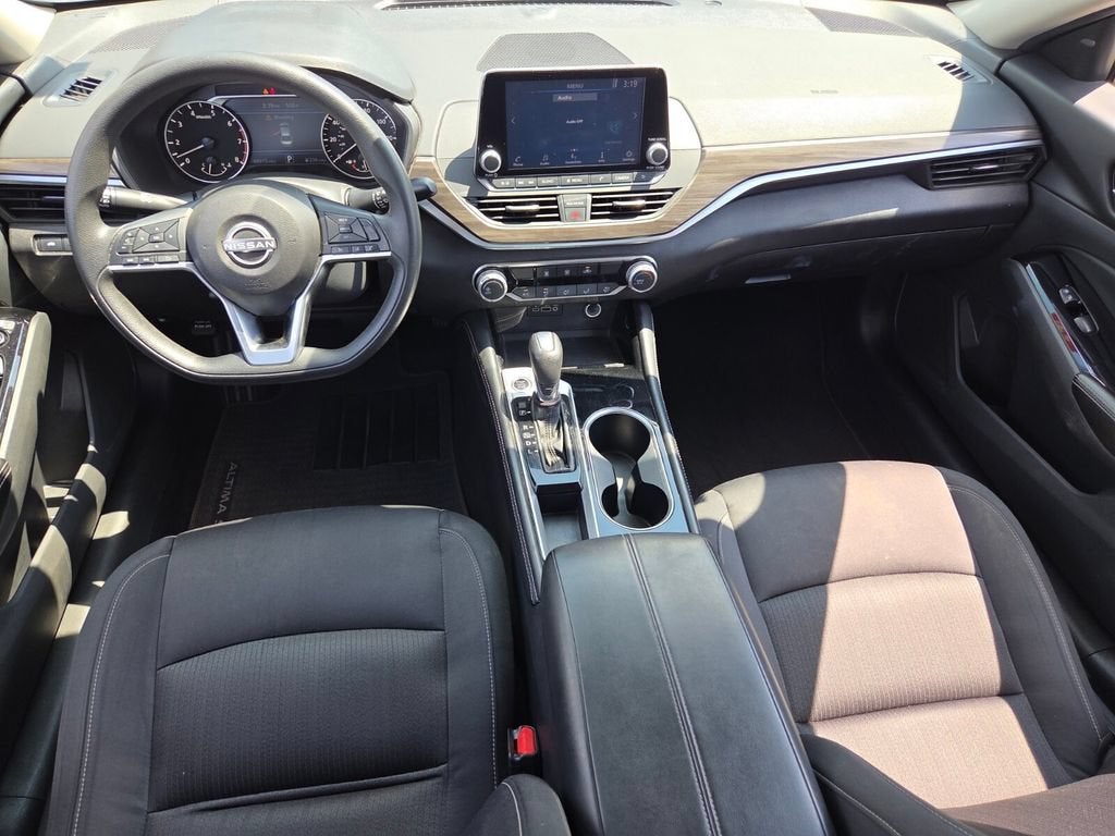 2023 Nissan Altima SV FWD