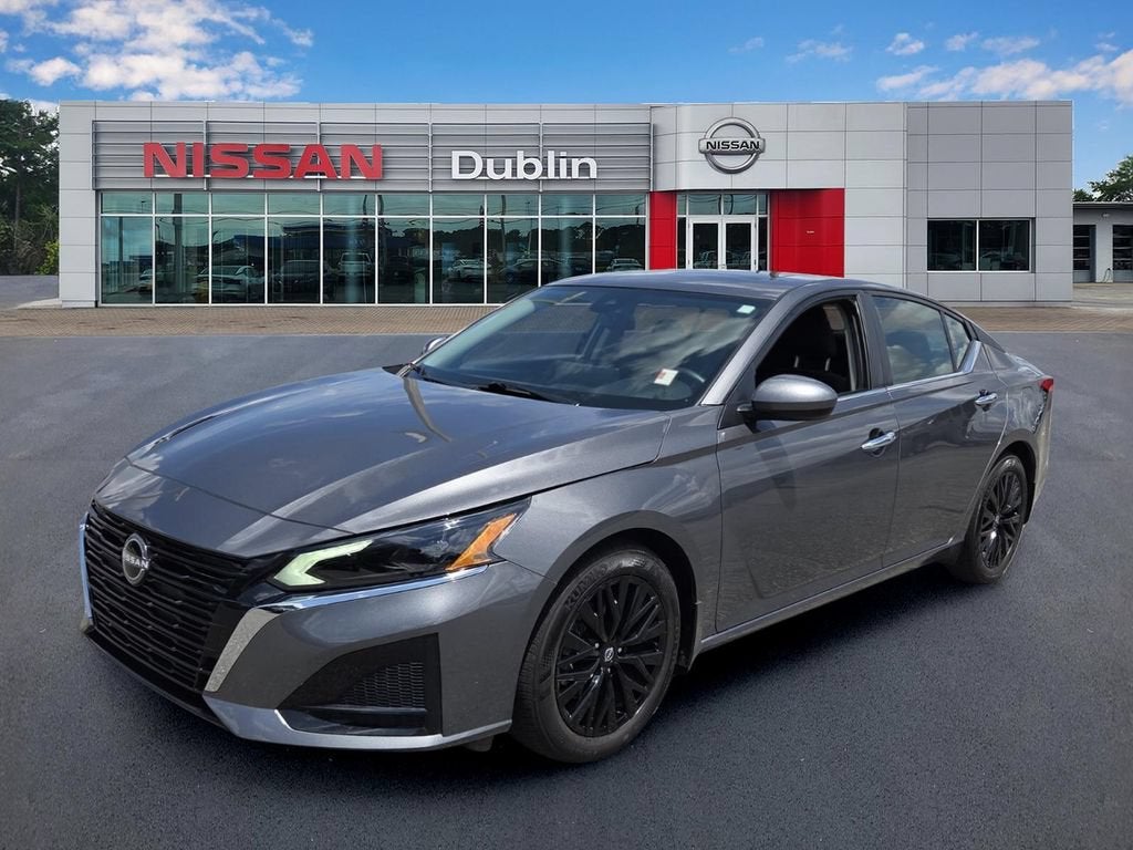 2025 Nissan Altima SV FWD