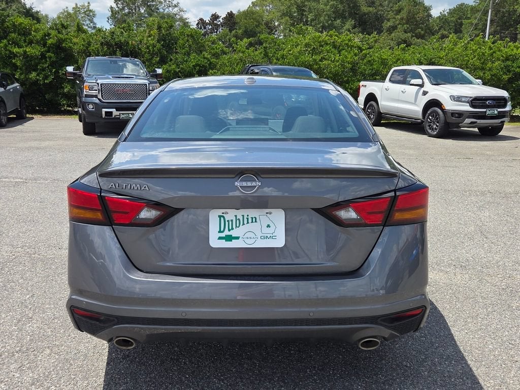 2025 Nissan Altima SV FWD