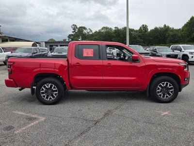 2025 Nissan Frontier Crew Cab SL 4x4