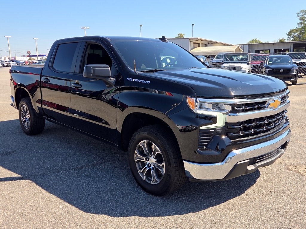 2025 Chevrolet Silverado 1500 LT
