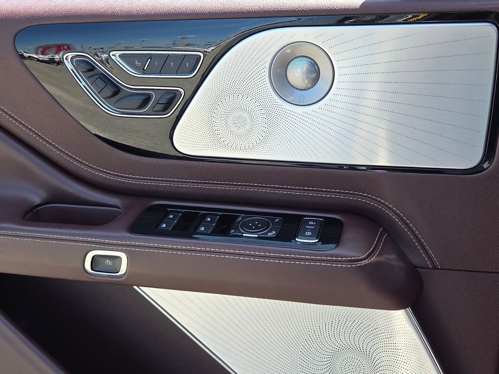 2021 Lincoln Aviator Black Label