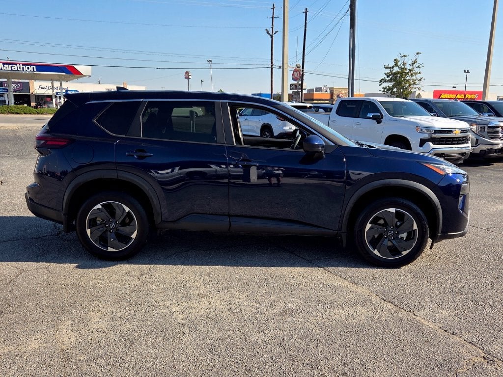 2024 Nissan Rogue SV FWD