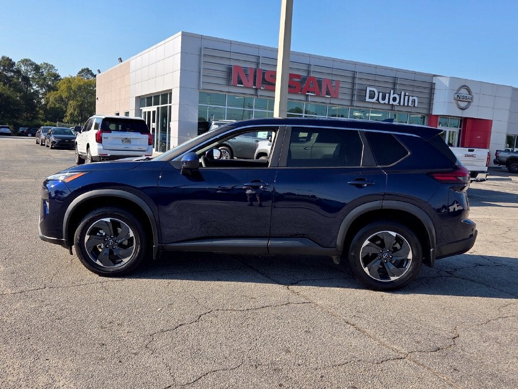 2024 Nissan Rogue SV FWD