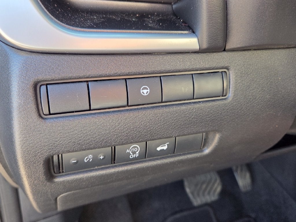 2024 Nissan Rogue SV FWD