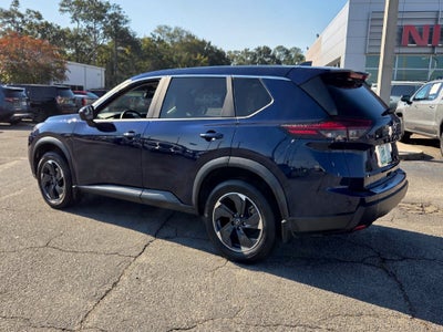 2024 Nissan Rogue SV FWD