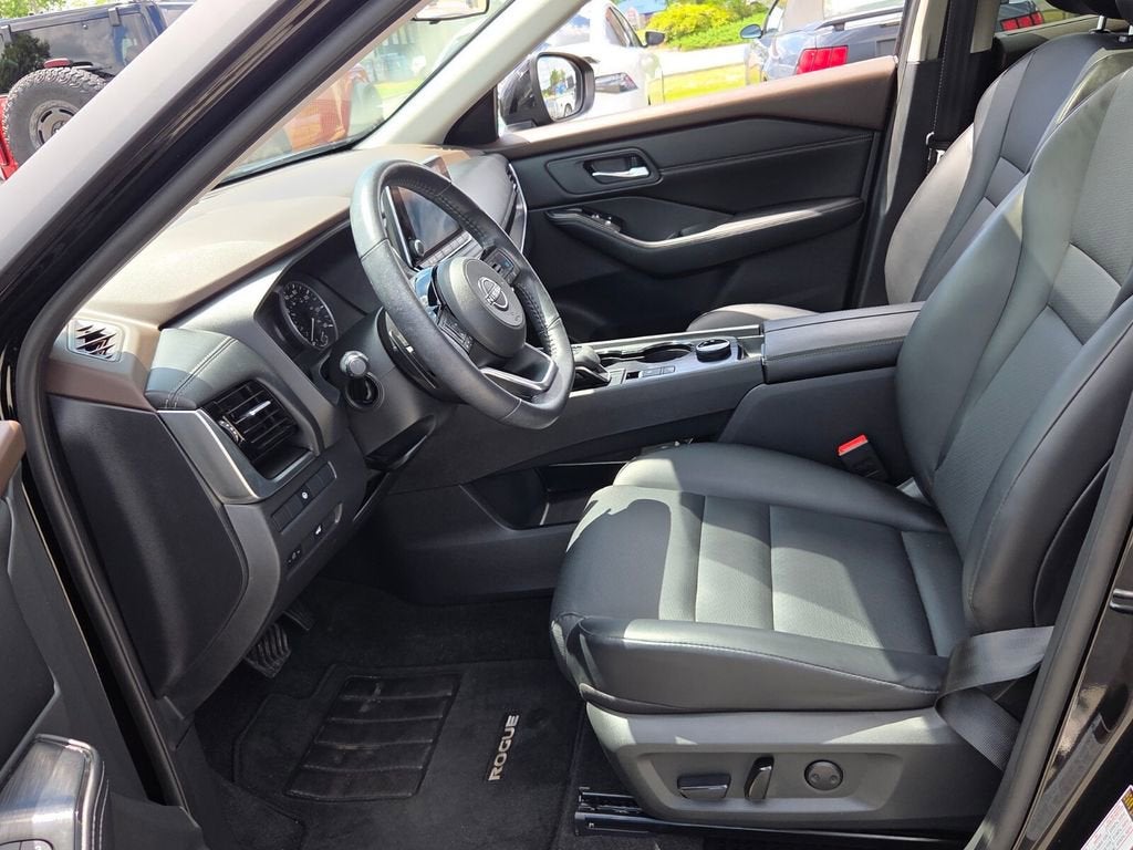 2023 Nissan Rogue SV Intelligent AWD