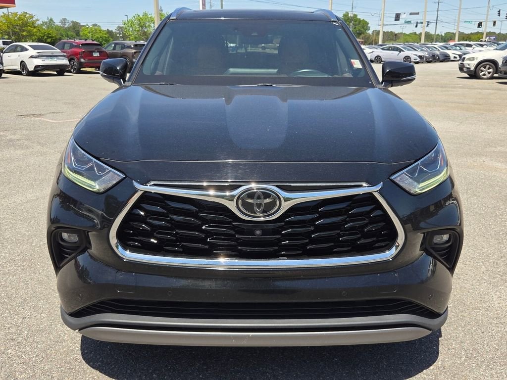 2022 Toyota Highlander Platinum