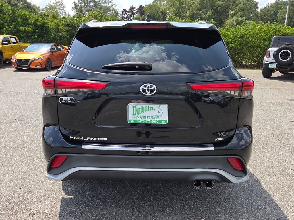 2022 Toyota Highlander XSE