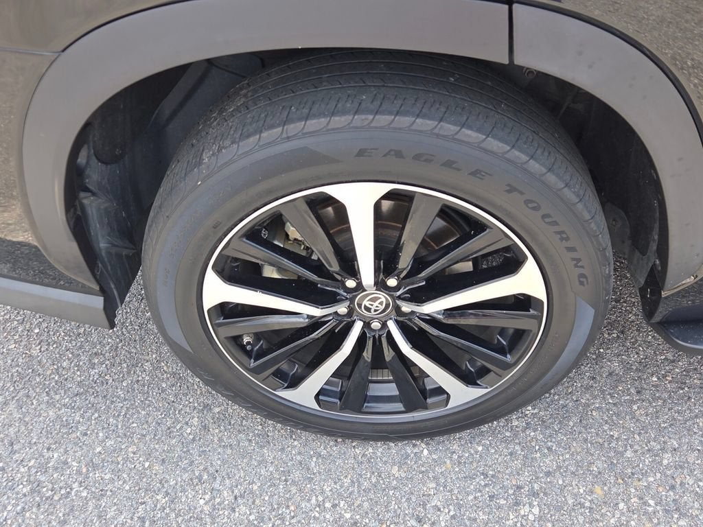 2022 Toyota Highlander XSE