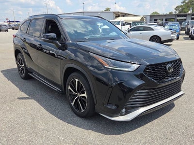 2022 Toyota Highlander XSE