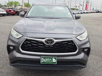 2022 Toyota Highlander LE