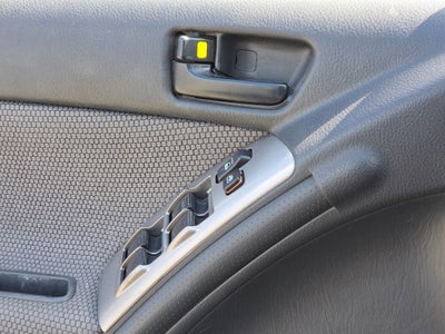 2008 Pontiac Vibe Base