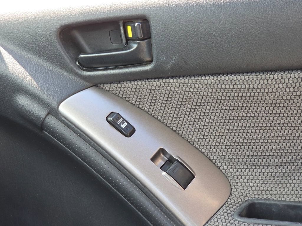 2008 Pontiac Vibe Base
