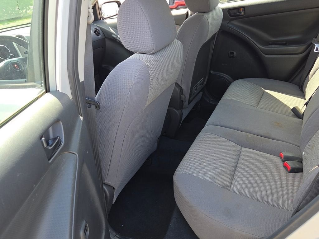 2008 Pontiac Vibe Base