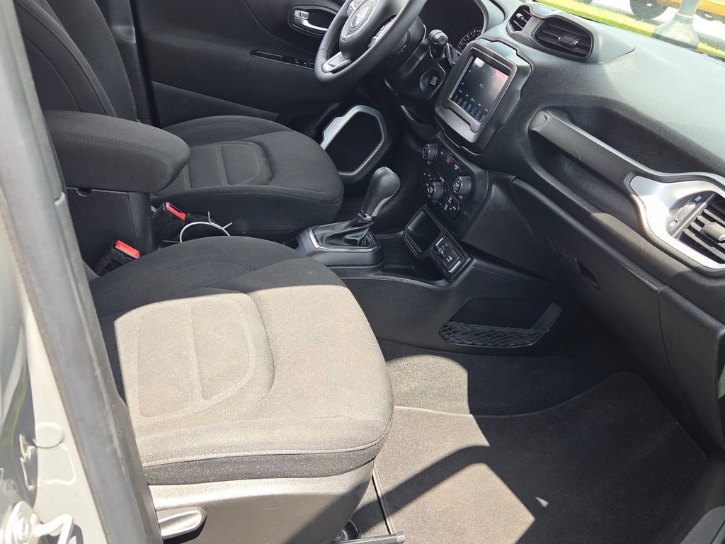 2019 Jeep Renegade Latitude FWD