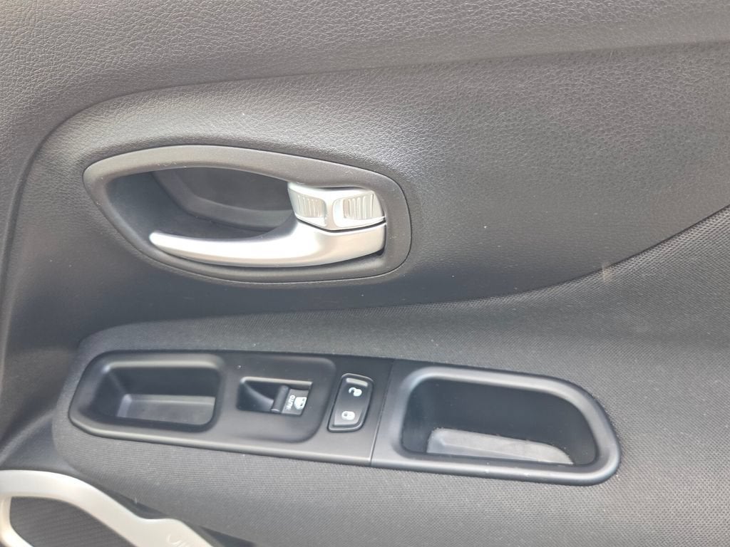 2019 Jeep Renegade Latitude FWD