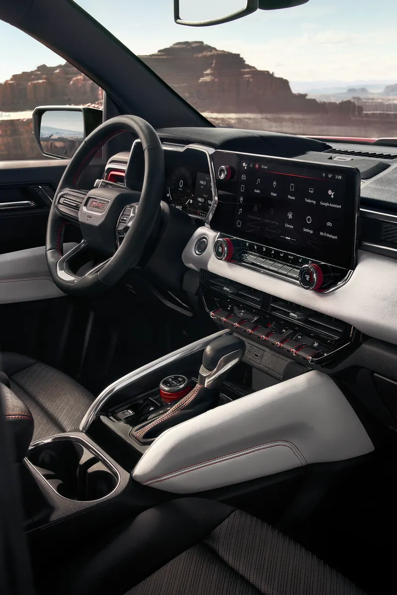 2026 GMC Canyon infotainment system at Dublin GMC in DUBLIN GA