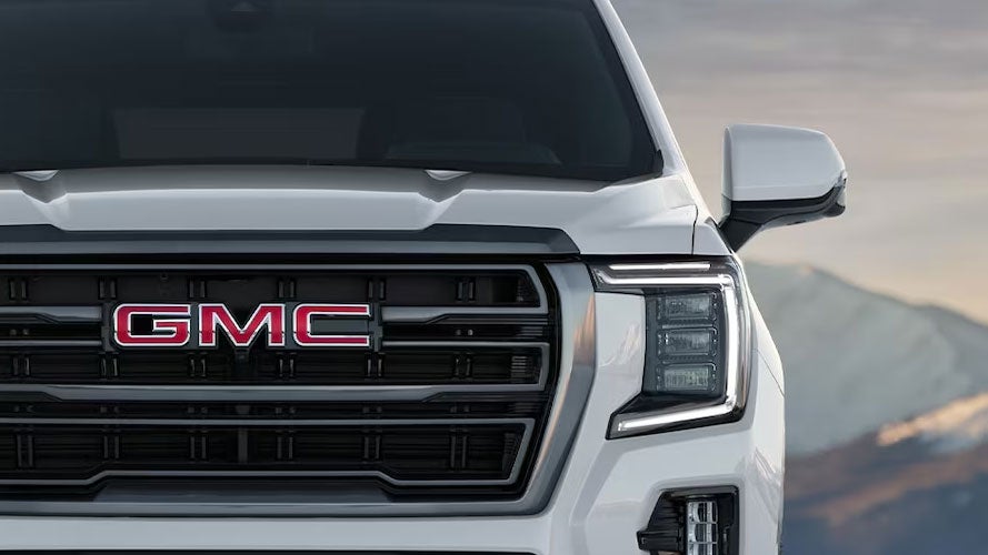 Steering wheel detail of a GMC Yukon