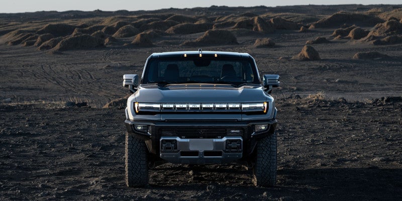 Hummer ev running desert section